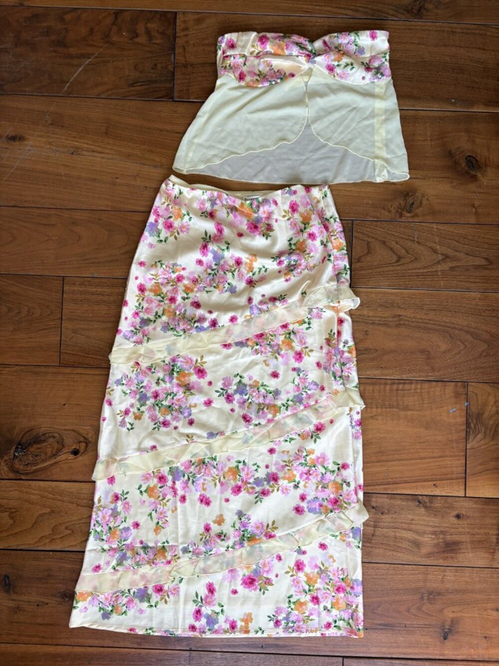 Beginning Boutique Yellow Floral Ruffle Two Piece Maxi Skirt Set 6/8